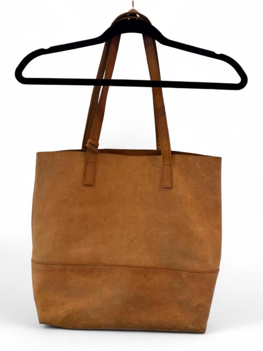 Vintage Sequoia Paris Leather Tote w/ Matching Pouch